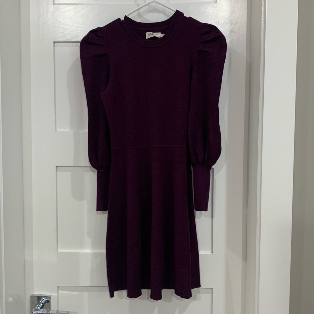 long sleeve shoulder-puff dress